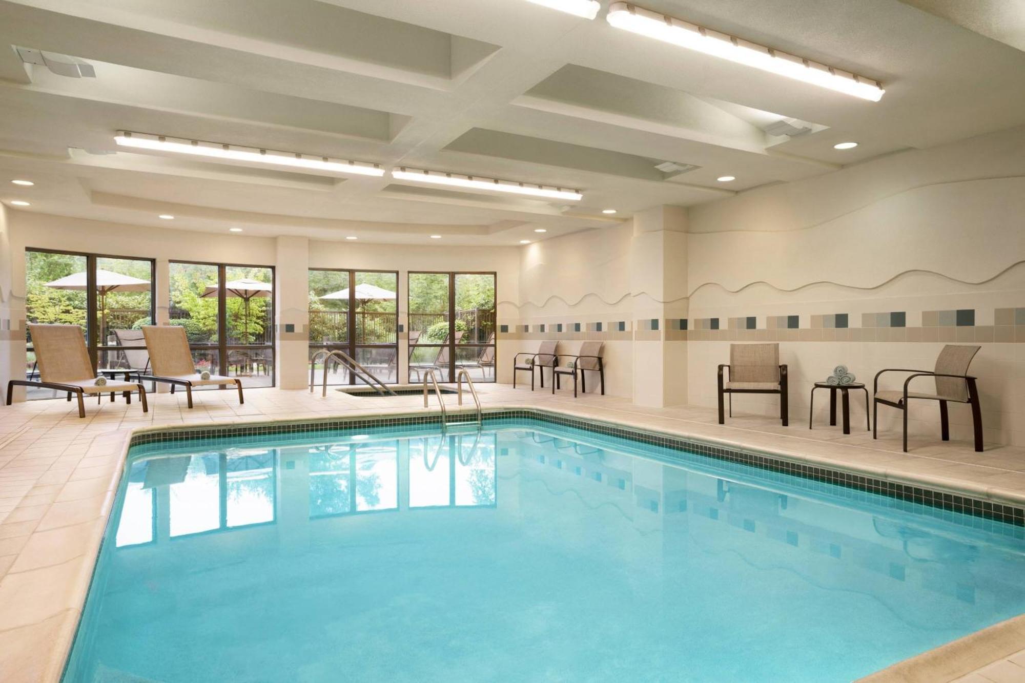 Courtyard By Marriott Middletown Goshen Hotel Exterior foto