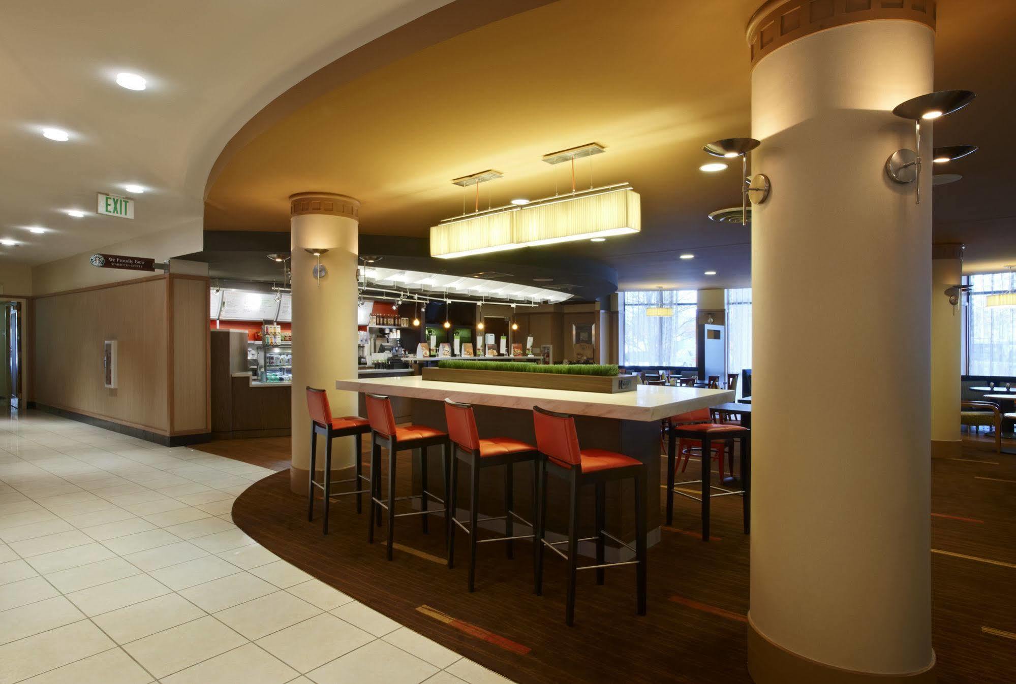 Courtyard By Marriott Middletown Goshen Hotel Exterior foto